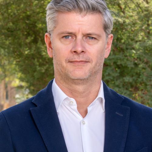 Sustainable placemaking in hot and arid cities: shifting the paradigm